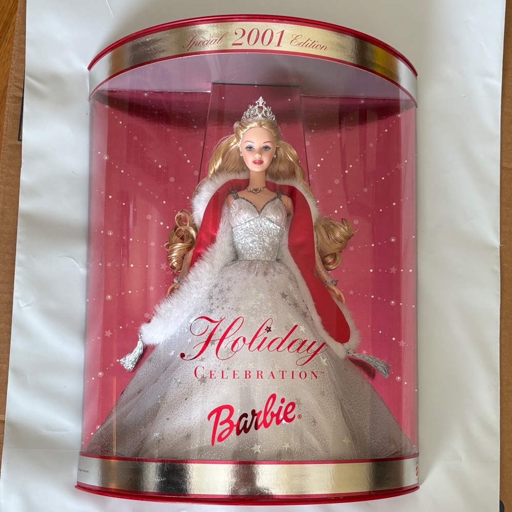 Barbie 2001,Holiday Celebration Doll in Silver Gown